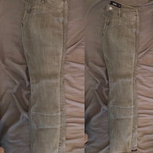 Hollister Gray denim jean leggings/jeggings